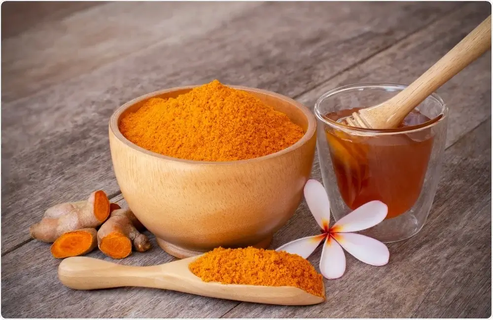 Transforming Your Skin with Turmeric and Plant-Based Solutions 