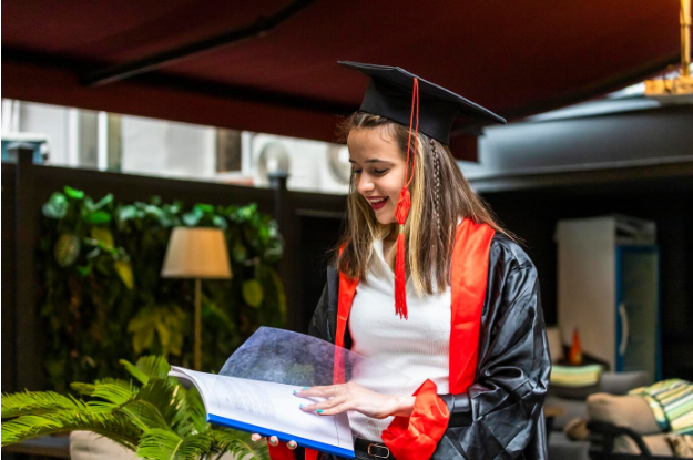 Why Pursuing a Masters Degree Is a Smart Investment for the Future