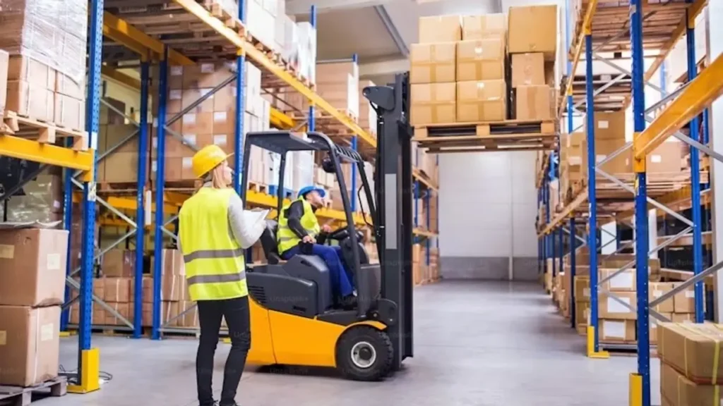 How Forklifts Enhance Efficiency in Supply Chain Operations