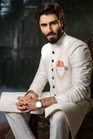Buying the Perfect Sherwani for Men from Hussaini Textile Shop – Pakistan’s Top Eastern Menswear Brand
