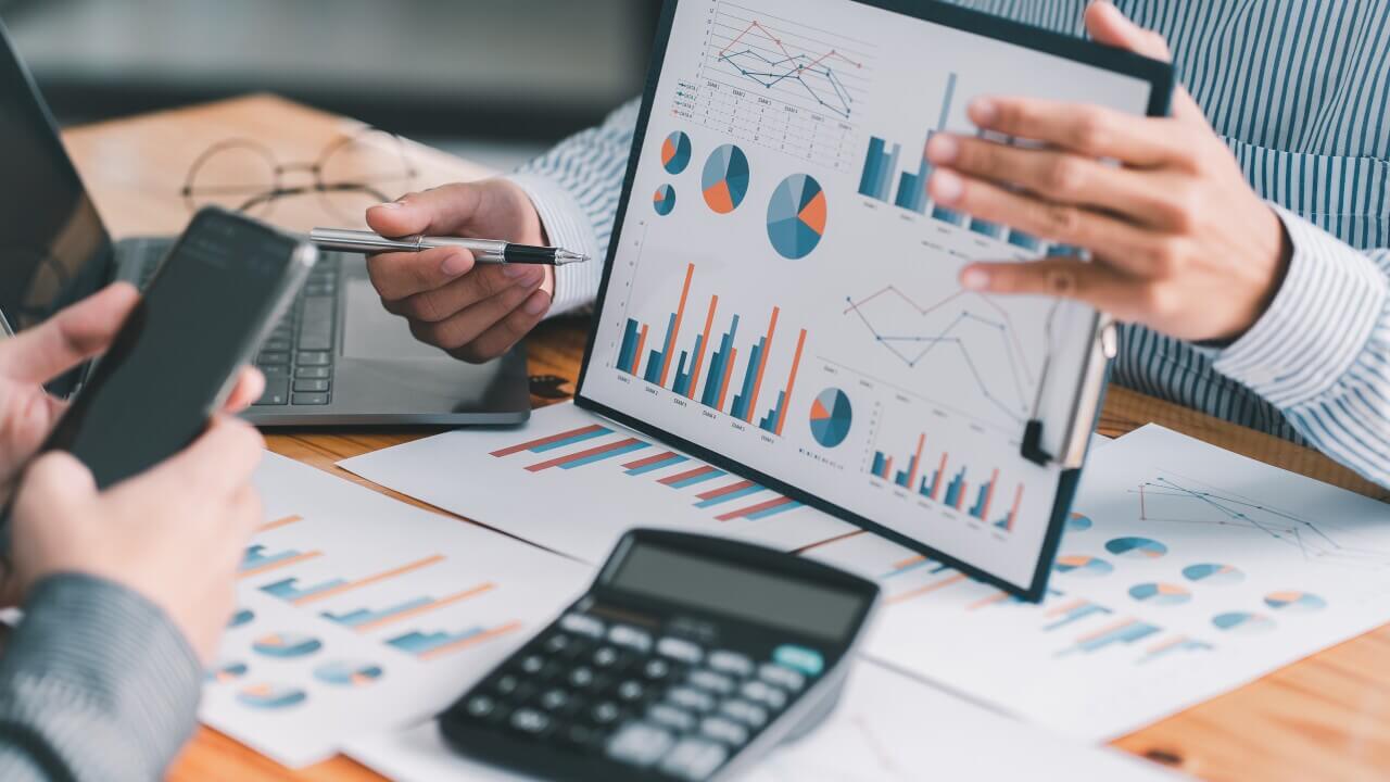 FinTech Tools for Financial Planning